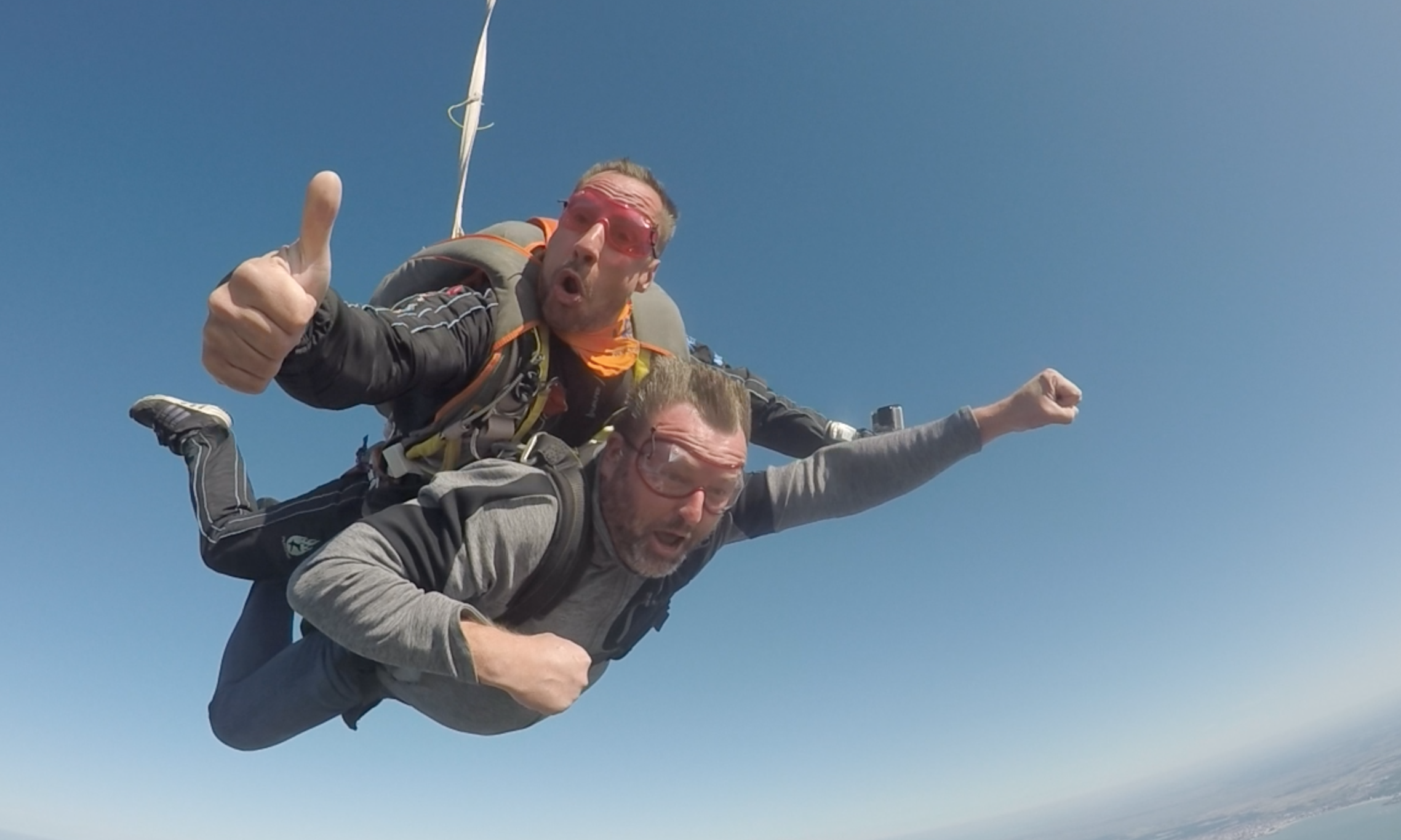 Saut en Tandem à l'aérodrome de Soulac-sur-Mer avec XLR parachutisme - Gironde