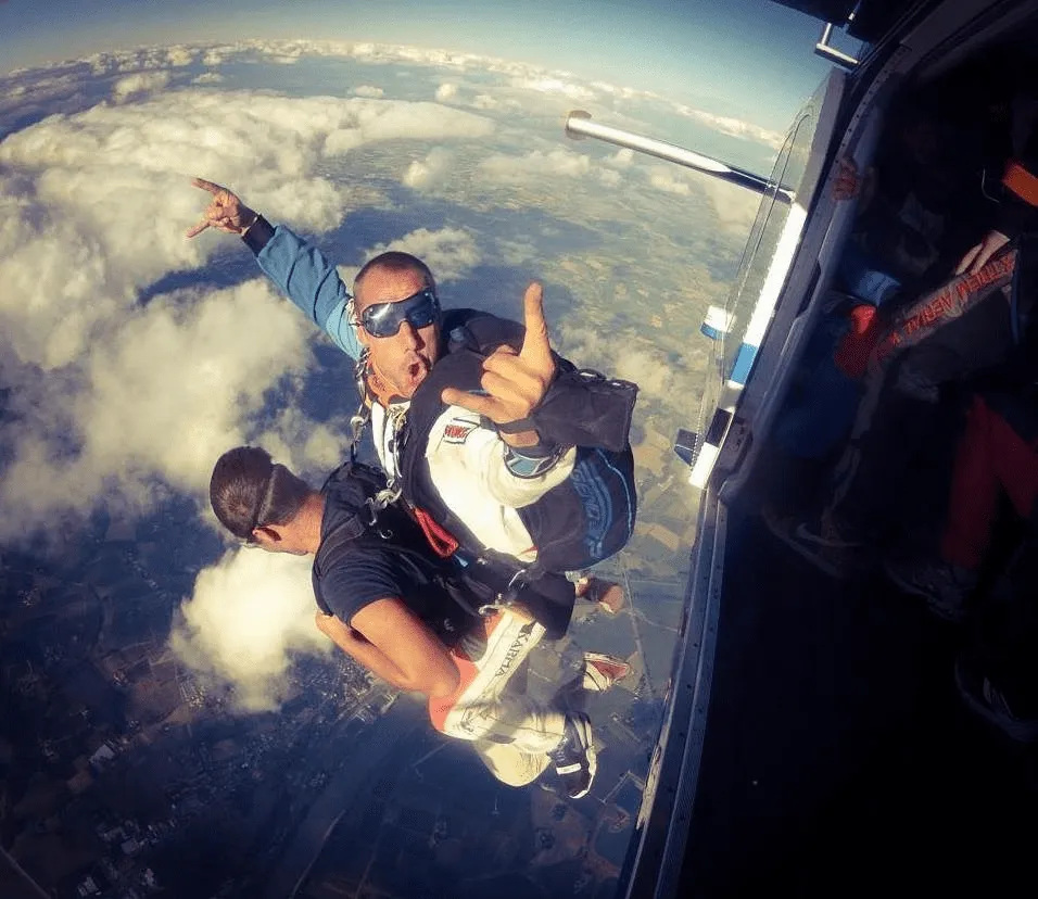 Kiki, moniteur Xlr Parachutisme